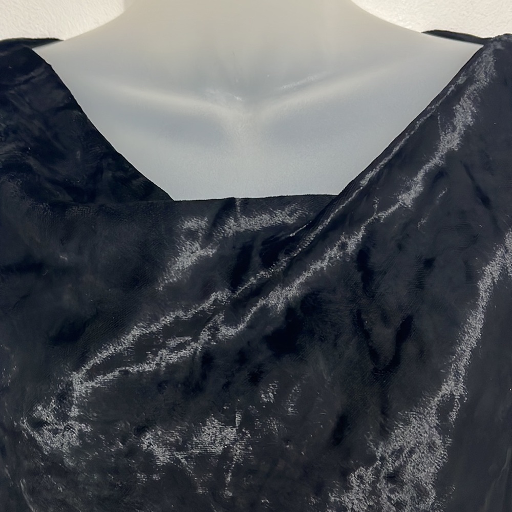 Marc Jacobs crushed velvet top - Picture 2 of 9
